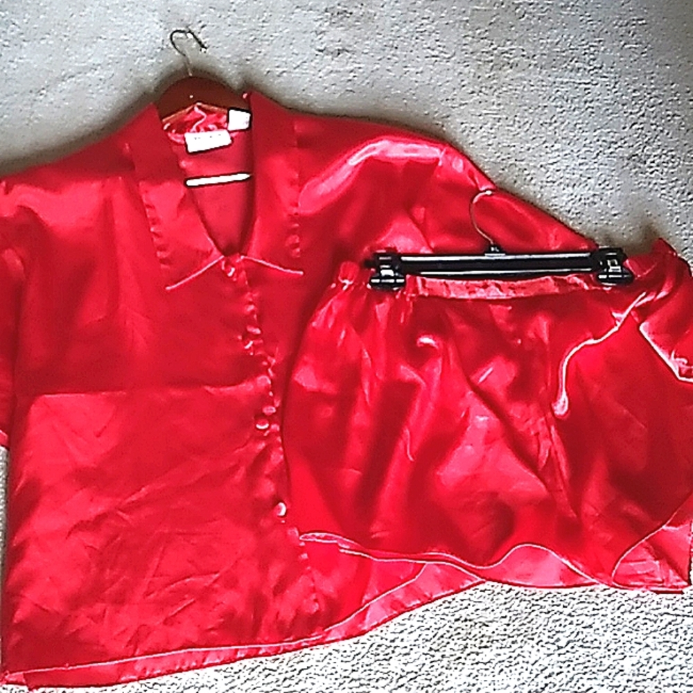 Victoria's Secret short PJ'S red, large